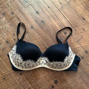 Victoria’s Secret black nude lace padded no wire  36C bra